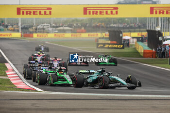 21/04/2024 - 18 STROLL Lance (can), Aston Martin F1 Team AMR24, action 77 BOTTAS Valtteri (fin), Stake F1 Team Kick Sauber C44, action during the Formula 1 Lenovo Chinese Grand Prix 2024, 5th round of the 2024 Formula One World Championship from April 19 to 21, 2024 on the Shanghai International Circuit, in Shanghai, China - F1 - CHINESE GRAND PRIX 2024 - FORMULA 1 - MOTORI