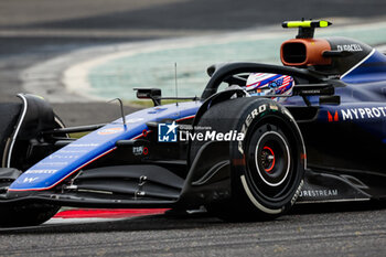2024-04-21 - 02 SARGEANT Logan (usa), Williams Racing FW46, action during the Formula 1 Lenovo Chinese Grand Prix 2024, 5th round of the 2024 Formula One World Championship from April 19 to 21, 2024 on the Shanghai International Circuit, in Shanghai, China - F1 - CHINESE GRAND PRIX 2024 - FORMULA 1 - MOTORS