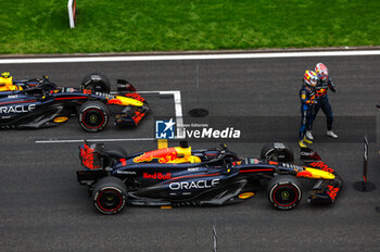2024-04-21 - VERSTAPPEN Max (ned), Red Bull Racing RB20, portrait and PEREZ Sergio (mex), Red Bull Racing RB20, portrait during the Formula 1 Lenovo Chinese Grand Prix 2024, 5th round of the 2024 Formula One World Championship from April 19 to 21, 2024 on the Shanghai International Circuit, in Shanghai, China - F1 - CHINESE GRAND PRIX 2024 - FORMULA 1 - MOTORS