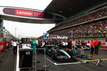 21/04/2024 - Mercedes AMG F1 Team mechanic, mecanicien, mechanics during the Formula 1 Lenovo Chinese Grand Prix 2024, 5th round of the 2024 Formula One World Championship from April 19 to 21, 2024 on the Shanghai International Circuit, in Shanghai, China - F1 - CHINESE GRAND PRIX 2024 - FORMULA 1 - MOTORI