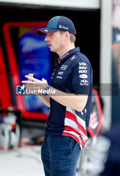 2024-05-02 - VERSTAPPEN Max (ned), Red Bull Racing RB20, portraitduring the Formula 1 Crypto.com Miami Grand Prix 2024, 6th round of the 2024 Formula One World Championship from May 3 to 5, 2024 on the Miami International Autodrome, in Miami, United States of America - F1 - MIAMI GRAND PRIX 2024 - FORMULA 1 - MOTORS
