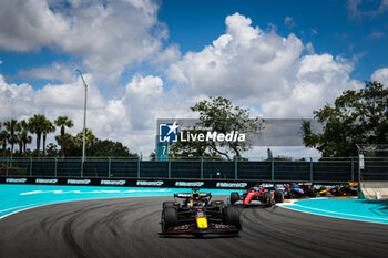 2024-05-04 - 01 VERSTAPPEN Max (nld), Red Bull Racing RB20, action during the Formula 1 Crypto.com Miami Grand Prix 2024, 6th round of the 2024 Formula One World Championship from May 3 to 5, 2024 on the Miami International Autodrome, in Miami, United States of America - F1 - MIAMI GRAND PRIX 2024 - FORMULA 1 - MOTORS