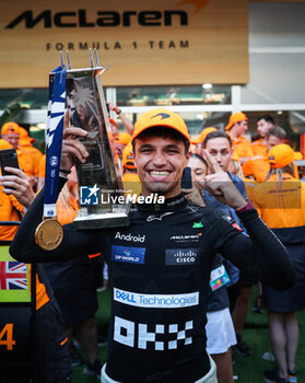 06/05/2024 - NORRIS Lando (gbr), McLaren F1 Team MCL38, portrait first win celebration during the Formula 1 Crypto.com Miami Grand Prix 2024, 6th round of the 2024 Formula One World Championship from May 3 to 5, 2024 on the Miami International Autodrome, in Miami, United States of America - F1 - MIAMI GRAND PRIX 2024 - FORMULA 1 - MOTORI