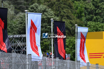 2024-05-17 - Flag of F1 at Autodromo Internazionale Enzo e Dino Ferrari - FORMULA 1 MSC CRUISES GRAN PREMIO DELL'EMILIA-ROMAGNA 2024 - FREE PRACTICE 1 - FORMULA 1 - MOTORS