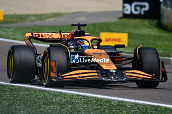 2024-05-17 - Oscar Piastri McLaren Racing Ltd McLaren Formula 1 Team - FORMULA 1 MSC CRUISES GRAN PREMIO DELL'EMILIA-ROMAGNA 2024 - FREE PRACTICE 1 - FORMULA 1 - MOTORS