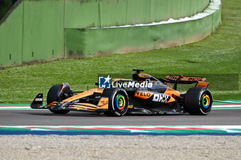 2024-05-17 - Oscar Piastri McLaren Racing Ltd Formula 1 Team - FORMULA 1 MSC CRUISES GRAN PREMIO DELL'EMILIA-ROMAGNA 2024 - FREE PRACTICE 1 - FORMULA 1 - MOTORS