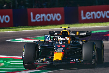 2024-05-17 - Sergio Perez Mendoza Red Bull Racing Limited Oracle Red Bull Racing - FORMULA 1 MSC CRUISES GRAN PREMIO DELL'EMILIA-ROMAGNA 2024 - FREE PRACTICE 1 - FORMULA 1 - MOTORS