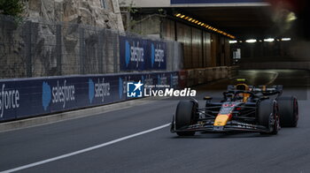 2024-05-24 - N°11 Sergio Perez MEX Oracle Red Bull Racing - FORMULA 1 GRAND PRIX DE MONACO - FREE PRACTICE 1 AND 2 - FORMULA 1 - MOTORS