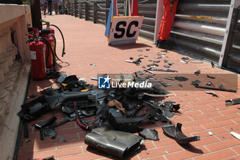 2024-05-26 - signs of accident o Sergio Perez (MEX) - Oracle Red Bull Racing - Red Bull RB20 - Honda RBPT in first lap



during Formula 1 Grand Prix de Monaco 2024 at Monte Carlo (MC), may 23-26 2024 - FORMULA 1 GRAND PRIX DE MONACO - RACE - FORMULA 1 - MOTORS