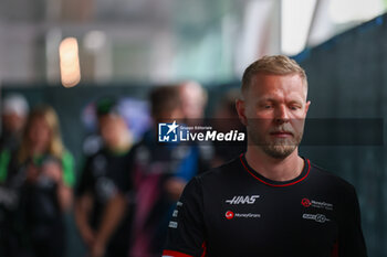 2024-05-17 - Kevin Magnussen (DEN) - MoneyGram Haas F1 Team - Haas VF-24 - Ferrari - FORMULA 1 MSC CRUISES GRAN PREMIO DELL'EMILIA-ROMAGNA 2024 - FREE PRACTICE 1 AND 2 - FORMULA 1 - MOTORS