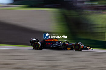 2024-05-17 - Max Verstappen (NED) - Oracle Red Bull Racing - Red Bull RB20 - Honda RBPT

during FORMULA 1 MSC CRUISES GRAN PREMIO DEL MADE IN ITALY E DELL'EMILIA-ROMAGNA 2 Autodromo Enzo e Dino Ferrari, Imola (BO) Italy - FORMULA 1 MSC CRUISES GRAN PREMIO DELL'EMILIA-ROMAGNA 2024 - FREE PRACTICE 1 AND 2 - FORMULA 1 - MOTORS