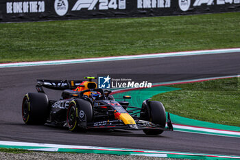 2024-05-17 - Sergio Perez (MEX) - Oracle Red Bull Racing - Red Bull RB20 - Honda RBPT

during FORMULA 1 MSC CRUISES GRAN PREMIO DEL MADE IN ITALY E DELL'EMILIA-ROMAGNA 2 Autodromo Enzo e Dino Ferrari, Imola (BO) Italy - FORMULA 1 MSC CRUISES GRAN PREMIO DELL'EMILIA-ROMAGNA 2024 - FREE PRACTICE 1 AND 2 - FORMULA 1 - MOTORS