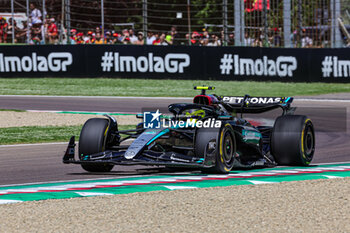 2024-05-17 - Lewis Hamilton (GBR) - Mercedes-AMG PETRONAS F1 Team - Mercedes W15 - Mercedes E Performance

during FORMULA 1 MSC CRUISES GRAN PREMIO DEL MADE IN ITALY E DELL'EMILIA-ROMAGNA 2 Autodromo Enzo e Dino Ferrari, Imola (BO) Italy - FORMULA 1 MSC CRUISES GRAN PREMIO DELL'EMILIA-ROMAGNA 2024 - FREE PRACTICE 1 AND 2 - FORMULA 1 - MOTORS