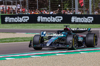 2024-05-17 - George Russell (GBR) - Mercedes-AMG PETRONAS F1 Team - Mercedes W15 - Mercedes E Performance

during FORMULA 1 MSC CRUISES GRAN PREMIO DEL MADE IN ITALY E DELL'EMILIA-ROMAGNA 2 Autodromo Enzo e Dino Ferrari, Imola (BO) Italy - FORMULA 1 MSC CRUISES GRAN PREMIO DELL'EMILIA-ROMAGNA 2024 - FREE PRACTICE 1 AND 2 - FORMULA 1 - MOTORS