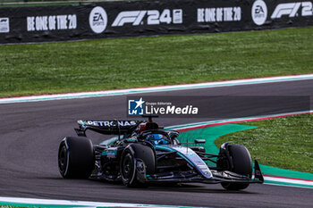 2024-05-17 - George Russell (GBR) - Mercedes-AMG PETRONAS F1 Team - Mercedes W15 - Mercedes E Performance

during FORMULA 1 MSC CRUISES GRAN PREMIO DEL MADE IN ITALY E DELL'EMILIA-ROMAGNA 2 Autodromo Enzo e Dino Ferrari, Imola (BO) Italy - FORMULA 1 MSC CRUISES GRAN PREMIO DELL'EMILIA-ROMAGNA 2024 - FREE PRACTICE 1 AND 2 - FORMULA 1 - MOTORS