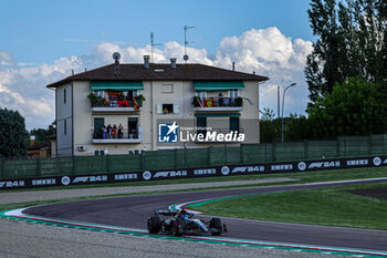 2024-05-17 - George Russell (GBR) - Mercedes-AMG PETRONAS F1 Team - Mercedes W15 - Mercedes E Performance

during FORMULA 1 MSC CRUISES GRAN PREMIO DEL MADE IN ITALY E DELL'EMILIA-ROMAGNA 2 Autodromo Enzo e Dino Ferrari, Imola (BO) Italy - FORMULA 1 MSC CRUISES GRAN PREMIO DELL'EMILIA-ROMAGNA 2024 - FREE PRACTICE 1 AND 2 - FORMULA 1 - MOTORS