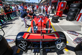 2024-05-17 - Charles Leclerc (MON) - Scuderia Ferrari - Ferrari SF-24 - Ferrari - FORMULA 1 MSC CRUISES GRAN PREMIO DELL'EMILIA-ROMAGNA 2024 - FREE PRACTICE 1 AND 2 - FORMULA 1 - MOTORS