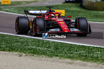 2024-05-17 - Charles Leclerc (MON) - Scuderia Ferrari - Ferrari SF-24 - Ferrari

during FORMULA 1 MSC CRUISES GRAN PREMIO DEL MADE IN ITALY E DELL'EMILIA-ROMAGNA 2 Autodromo Enzo e Dino Ferrari, Imola (BO) Italy - FORMULA 1 MSC CRUISES GRAN PREMIO DELL'EMILIA-ROMAGNA 2024 - FREE PRACTICE 1 AND 2 - FORMULA 1 - MOTORS