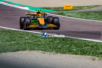 2024-05-17 - Lando Norris (GBR) - McLaren Formula 1 Team - McLaren MCL38 - Mercedes - FORMULA 1 MSC CRUISES GRAN PREMIO DELL'EMILIA-ROMAGNA 2024 - FREE PRACTICE 1 AND 2 - FORMULA 1 - MOTORS