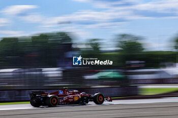 2024-05-17 - Carlos Sainz Jr. (ESP) - Scuderia Ferrari - Ferrari SF-24 - Ferrari

during FORMULA 1 MSC CRUISES GRAN PREMIO DEL MADE IN ITALY E DELL'EMILIA-ROMAGNA 2 Autodromo Enzo e Dino Ferrari, Imola (BO) Italy - FORMULA 1 MSC CRUISES GRAN PREMIO DELL'EMILIA-ROMAGNA 2024 - FREE PRACTICE 1 AND 2 - FORMULA 1 - MOTORS