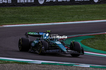 2024-05-17 - Fernando Alonso (ESP) - Aston Martin Aramco F1 Team - Aston Martin AMR24 - Mercedes

during FORMULA 1 MSC CRUISES GRAN PREMIO DEL MADE IN ITALY E DELL'EMILIA-ROMAGNA 2 Autodromo Enzo e Dino Ferrari, Imola (BO) Italy - FORMULA 1 MSC CRUISES GRAN PREMIO DELL'EMILIA-ROMAGNA 2024 - FREE PRACTICE 1 AND 2 - FORMULA 1 - MOTORS