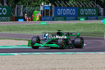 2024-05-17 - Valtteri Bottas (FIN) - Stake F1 Team Kick Sauber - Sauber C44 - Ferrari

during FORMULA 1 MSC CRUISES GRAN PREMIO DEL MADE IN ITALY E DELL'EMILIA-ROMAGNA 2 Autodromo Enzo e Dino Ferrari, Imola (BO) Italy - FORMULA 1 MSC CRUISES GRAN PREMIO DELL'EMILIA-ROMAGNA 2024 - FREE PRACTICE 1 AND 2 - FORMULA 1 - MOTORS