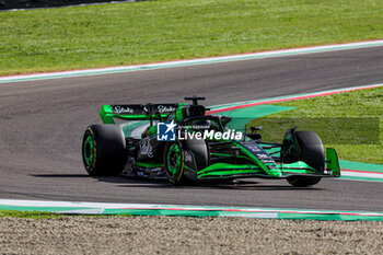 2024-05-17 - Valtteri Bottas (FIN) - Stake F1 Team Kick Sauber - Sauber C44 - Ferrari

during FORMULA 1 MSC CRUISES GRAN PREMIO DEL MADE IN ITALY E DELL'EMILIA-ROMAGNA 2 Autodromo Enzo e Dino Ferrari, Imola (BO) Italy - FORMULA 1 MSC CRUISES GRAN PREMIO DELL'EMILIA-ROMAGNA 2024 - FREE PRACTICE 1 AND 2 - FORMULA 1 - MOTORS