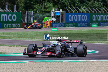 2024-05-17 - Nico Hulkenberg (GER) - MoneyGram Haas F1 Team - Haas VF-24 - Ferrari

during FORMULA 1 MSC CRUISES GRAN PREMIO DEL MADE IN ITALY E DELL'EMILIA-ROMAGNA 2 Autodromo Enzo e Dino Ferrari, Imola (BO) Italy - FORMULA 1 MSC CRUISES GRAN PREMIO DELL'EMILIA-ROMAGNA 2024 - FREE PRACTICE 1 AND 2 - FORMULA 1 - MOTORS