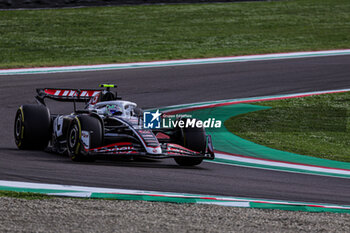 2024-05-17 - Nico Hulkenberg (GER) - MoneyGram Haas F1 Team - Haas VF-24 - Ferrari

during FORMULA 1 MSC CRUISES GRAN PREMIO DEL MADE IN ITALY E DELL'EMILIA-ROMAGNA 2 Autodromo Enzo e Dino Ferrari, Imola (BO) Italy - FORMULA 1 MSC CRUISES GRAN PREMIO DELL'EMILIA-ROMAGNA 2024 - FREE PRACTICE 1 AND 2 - FORMULA 1 - MOTORS