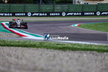 2024-05-17 - Nico Hulkenberg (GER) - MoneyGram Haas F1 Team - Haas VF-24 - Ferrari

during FORMULA 1 MSC CRUISES GRAN PREMIO DEL MADE IN ITALY E DELL'EMILIA-ROMAGNA 2 Autodromo Enzo e Dino Ferrari, Imola (BO) Italy - FORMULA 1 MSC CRUISES GRAN PREMIO DELL'EMILIA-ROMAGNA 2024 - FREE PRACTICE 1 AND 2 - FORMULA 1 - MOTORS