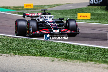 2024-05-17 - Oliver Bearman (GBR) - Reserve Driver, Scuderia Ferrari / Haas F1 Team - FORMULA 1 MSC CRUISES GRAN PREMIO DELL'EMILIA-ROMAGNA 2024 - FREE PRACTICE 1 AND 2 - FORMULA 1 - MOTORS