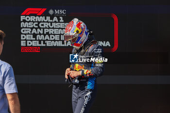 2024-05-17 - Max Verstappen (NED) - Oracle Red Bull Racing - Red Bull RB20 - Honda RBPT after pole position

during FORMULA 1 MSC CRUISES GRAN PREMIO DEL MADE IN ITALY E DELL'EMILIA-ROMAGNA 2 Autodromo Enzo e Dino Ferrari, Imola (BO) Italy - FORMULA 1 MSC CRUISES GRAN PREMIO DELL'EMILIA-ROMAGNA 2024 - FREE PRACTICE 1 AND 2 - FORMULA 1 - MOTORS