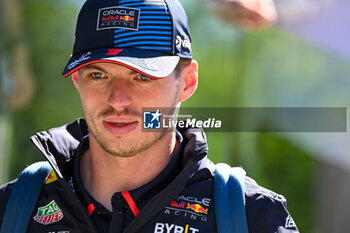 2024-05-18 - Max Verstappen Red Bull Racing Limited Oracle Red Bull Racing portrait enters the paddock of Autodromo Internazionale Enzo e Dino Ferrari - FORMULA 1 MSC CRUISES GRAN PREMIO DELL'EMILIA-ROMAGNA 2024 - PADDOCK AND DRIVERS - FORMULA 1 - MOTORS