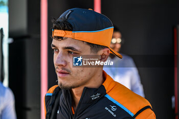 2024-05-18 - Lando Norris McLaren Racing Ltd McLaren Formula 1 Team portrait enters the paddock of Autodromo Internazionale Enzo e Dino Ferrari - FORMULA 1 MSC CRUISES GRAN PREMIO DELL'EMILIA-ROMAGNA 2024 - PADDOCK AND DRIVERS - FORMULA 1 - MOTORS