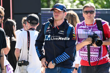 2024-05-18 - Max Verstappen Red Bull Racing Limited Oracle Red Bull Racing portrait enters the paddock of Autodromo Internazionale Enzo e Dino Ferrari - FORMULA 1 MSC CRUISES GRAN PREMIO DELL'EMILIA-ROMAGNA 2024 - PADDOCK AND DRIVERS - FORMULA 1 - MOTORS