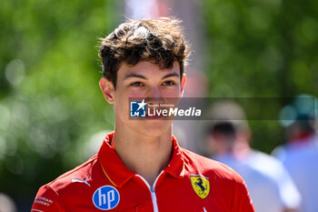 2024-05-18 - Oliver James Bearman Ferrari portrait enters the paddock of Autodromo Internazionale Enzo e Dino Ferrari - FORMULA 1 MSC CRUISES GRAN PREMIO DELL'EMILIA-ROMAGNA 2024 - PADDOCK AND DRIVERS - FORMULA 1 - MOTORS