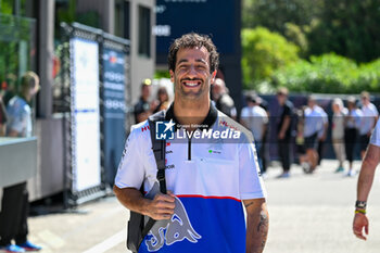 2024-05-18 - Daniel Ricciardo Racing Bulls S.p.A Visa Cash App RB Formula One Team portrait enters the paddock of Autodromo Internazionale Enzo e Dino Ferrari - FORMULA 1 MSC CRUISES GRAN PREMIO DELL'EMILIA-ROMAGNA 2024 - PADDOCK AND DRIVERS - FORMULA 1 - MOTORS