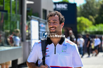 2024-05-18 - Daniel Ricciardo Racing Bulls S.p.A Visa Cash App RB Formula One Team portrait enters the paddock of Autodromo Internazionale Enzo e Dino Ferrari - FORMULA 1 MSC CRUISES GRAN PREMIO DELL'EMILIA-ROMAGNA 2024 - PADDOCK AND DRIVERS - FORMULA 1 - MOTORS