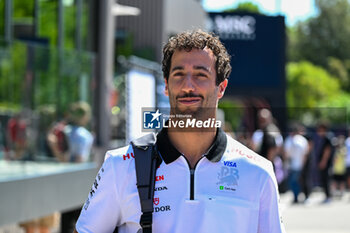 2024-05-18 - Daniel Ricciardo Racing Bulls S.p.A Visa Cash App RB Formula One Team portrait enters the paddock of Autodromo Internazionale Enzo e Dino Ferrari - FORMULA 1 MSC CRUISES GRAN PREMIO DELL'EMILIA-ROMAGNA 2024 - PADDOCK AND DRIVERS - FORMULA 1 - MOTORS