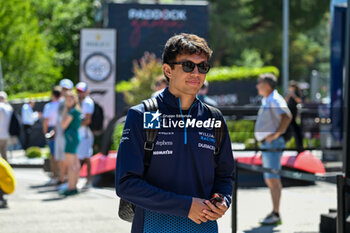 2024-05-18 - Alexander Albon Williams Grand Prix Engineering Limited Williams Racing portrait enters the paddock of Autodromo Internazionale Enzo e Dino Ferrari - FORMULA 1 MSC CRUISES GRAN PREMIO DELL'EMILIA-ROMAGNA 2024 - PADDOCK AND DRIVERS - FORMULA 1 - MOTORS