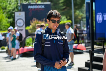 2024-05-18 - Alexander Albon Williams Grand Prix Engineering Limited Williams Racing portrait enters the paddock of Autodromo Internazionale Enzo e Dino Ferrari - FORMULA 1 MSC CRUISES GRAN PREMIO DELL'EMILIA-ROMAGNA 2024 - PADDOCK AND DRIVERS - FORMULA 1 - MOTORS