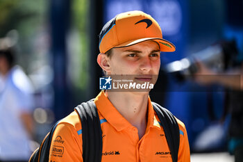 2024-05-18 - Oscar Piastri McLaren Racing Ltd Formula 1 Team portrait enters the paddock of Autodromo Internazionale Enzo e Dino Ferrari - FORMULA 1 MSC CRUISES GRAN PREMIO DELL'EMILIA-ROMAGNA 2024 - PADDOCK AND DRIVERS - FORMULA 1 - MOTORS