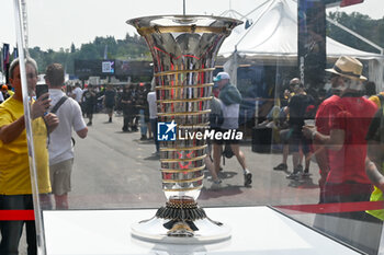 2024-05-18 - Winner's trophy F1 GP dell'Emilia Romagna 2024 - FORMULA 1 MSC CRUISES GRAN PREMIO DELL'EMILIA-ROMAGNA 2024 - PADDOCK AND DRIVERS - FORMULA 1 - MOTORS