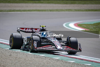 2024-05-18 - 27 HULKENBERG Nico (ger), Haas F1 Team VF-24 Ferrari, action during the Formula 1 MSC Cruises Gran Premio del Made in Italy e Dell’Emilia-Romagne 2024, 7th round of the 2024 Formula One World Championship from May 17 to 19, 2024 on the Autodromo Enzo e Dino Ferrari, in Imola, Italy - F1 - EMILIA-ROMAGNA GRAND PRIX 2024 - FORMULA 1 - MOTORS