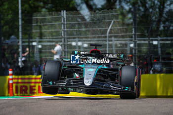 2024-05-18 - 63 RUSSELL George (gbr), Mercedes AMG F1 Team W15, action63 RUSSELL George (gbr), Mercedes AMG F1 Team W15, action during the Formula 1 MSC Cruises Gran Premio del Made in Italy e Dell’Emilia-Romagne 2024, 7th round of the 2024 Formula One World Championship from May 17 to 19, 2024 on the Autodromo Enzo e Dino Ferrari, in Imola, Italy - F1 - EMILIA-ROMAGNA GRAND PRIX 2024 - FORMULA 1 - MOTORS