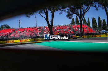 2024-05-18 - 11 PEREZ Sergio (mex), Red Bull Racing RB20, action during the Formula 1 MSC Cruises Gran Premio del Made in Italy e Dell’Emilia-Romagne 2024, 7th round of the 2024 Formula One World Championship from May 17 to 19, 2024 on the Autodromo Enzo e Dino Ferrari, in Imola, Italy - F1 - EMILIA-ROMAGNA GRAND PRIX 2024 - FORMULA 1 - MOTORS