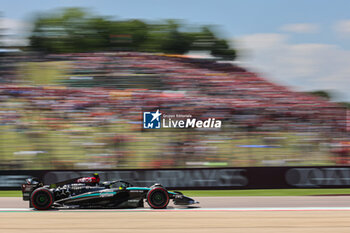 2024-05-18 - 44 HAMILTON Lewis (gbr), Mercedes AMG F1 Team W15, action during the Formula 1 MSC Cruises Gran Premio del Made in Italy e Dell’Emilia-Romagne 2024, 7th round of the 2024 Formula One World Championship from May 17 to 19, 2024 on the Autodromo Enzo e Dino Ferrari, in Imola, Italy - F1 - EMILIA-ROMAGNA GRAND PRIX 2024 - FORMULA 1 - MOTORS