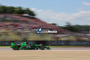 2024-05-18 - 77 BOTTAS Valtteri (fin), Stake F1 Team Kick Sauber C44, action during the Formula 1 MSC Cruises Gran Premio del Made in Italy e Dell’Emilia-Romagne 2024, 7th round of the 2024 Formula One World Championship from May 17 to 19, 2024 on the Autodromo Enzo e Dino Ferrari, in Imola, Italy - F1 - EMILIA-ROMAGNA GRAND PRIX 2024 - FORMULA 1 - MOTORS