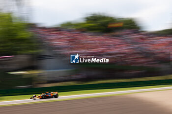 2024-05-18 - 04 NORRIS Lando (gbr), McLaren F1 Team MCL38, action during the Formula 1 MSC Cruises Gran Premio del Made in Italy e Dell’Emilia-Romagne 2024, 7th round of the 2024 Formula One World Championship from May 17 to 19, 2024 on the Autodromo Enzo e Dino Ferrari, in Imola, Italy - F1 - EMILIA-ROMAGNA GRAND PRIX 2024 - FORMULA 1 - MOTORS