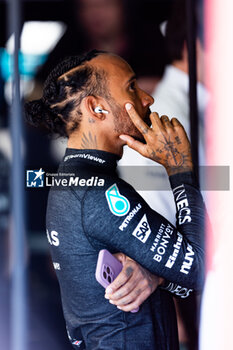 2024-05-18 - HAMILTON Lewis (gbr), Mercedes AMG F1 Team W15, portrait during the Formula 1 MSC Cruises Gran Premio del Made in Italy e Dell’Emilia-Romagne 2024, 7th round of the 2024 Formula One World Championship from May 17 to 19, 2024 on the Autodromo Enzo e Dino Ferrari, in Imola, Italy - F1 - EMILIA-ROMAGNA GRAND PRIX 2024 - FORMULA 1 - MOTORS